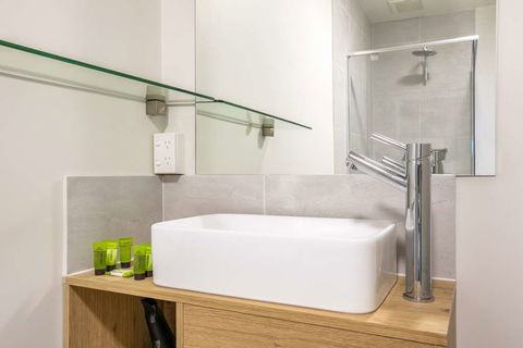Chardons Corner Hotel - Accommodation NT 5