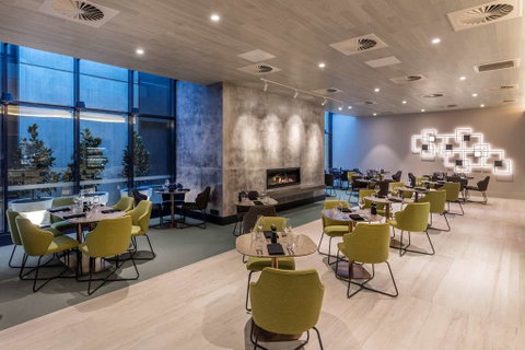 Deco Hotel - Accommodation NT 4
