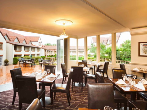 Mercure Canberra Hotel - Accommodation NT 10