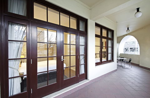 Quest Canberra - Accommodation NT 11
