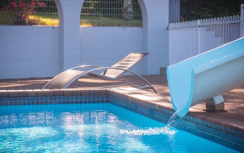 The Big Windmill Motor Lodge - Accommodation NT 2