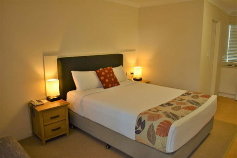 Best Western Parkside Motor Inn - Accommodation NT 7