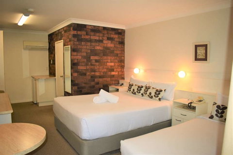 Best Western Parkside Motor Inn - Accommodation NT 8