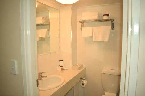 Best Western Parkside Motor Inn - Accommodation NT 11