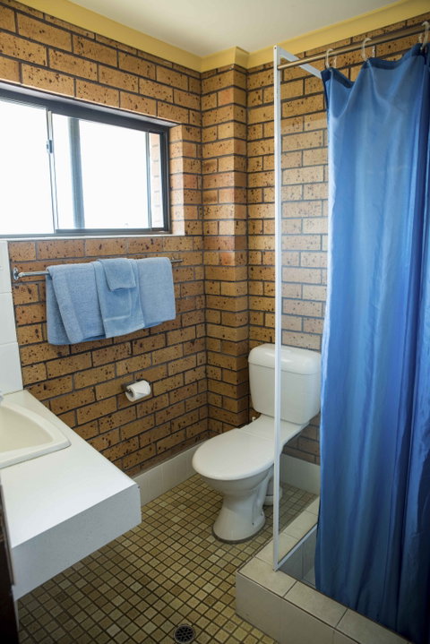 Coastal Bay Motel - Accommodation NT 4