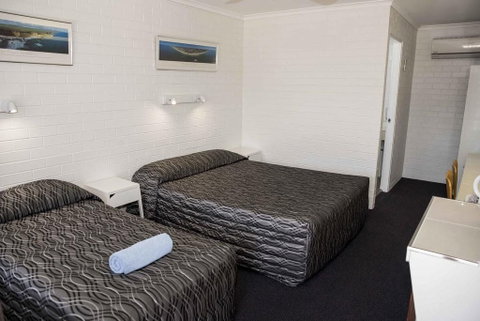 Coastal Bay Motel - Accommodation NT 5