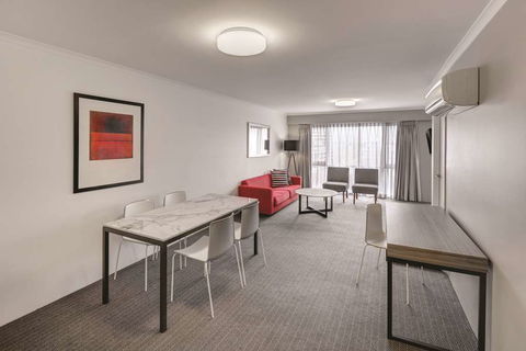 Adina Serviced Apartments James Court - NT Tourism 5