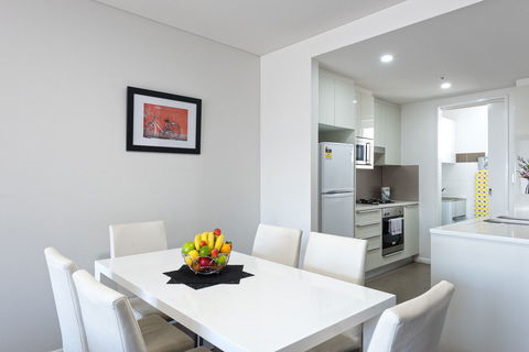 Astra Apartments North Sydney - NT Tourism 6