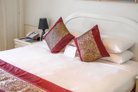 Twin Towers Inn - Accommodation NT 7