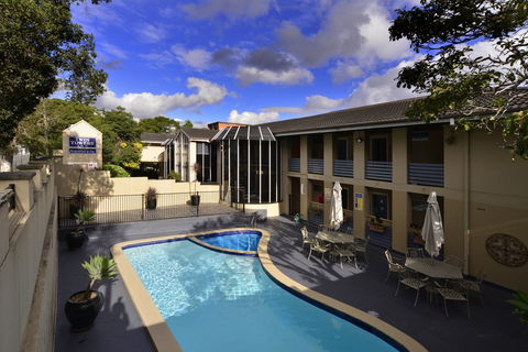 Twin Towers Inn - Accommodation NT 8