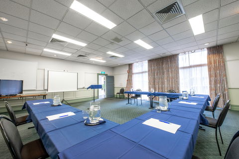 Twin Towers Inn - Accommodation NT 12