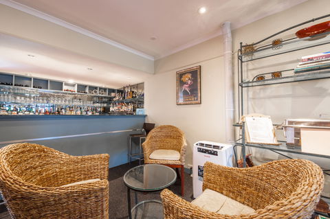 Twin Towers Inn - Accommodation NT 15
