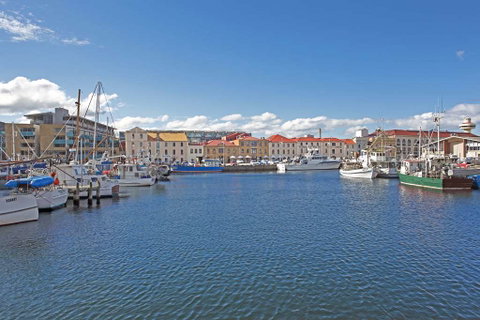 The Henry Jones Art Hotel - Accommodation NT 15