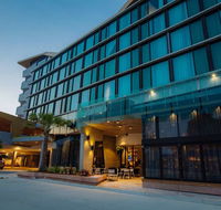 Eatons Hill Hotel - Accommodation NT