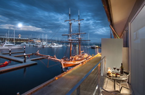 Somerset on the Pier - Accommodation NT 12