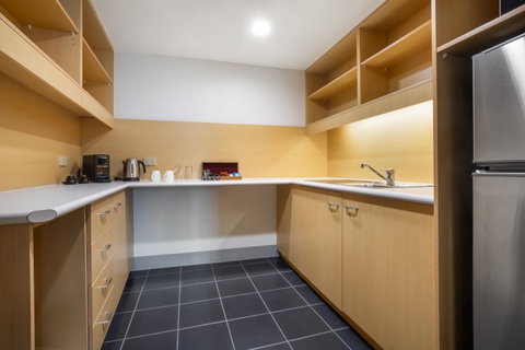 Holiday Inn Melbourne Airport - Accommodation NT 13