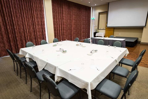 Best Western Airport Motel & Conv Ctr - Accommodation NT 9