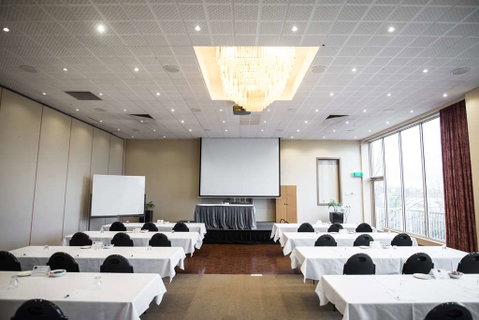 Best Western Airport Motel & Conv Ctr - Accommodation NT 10