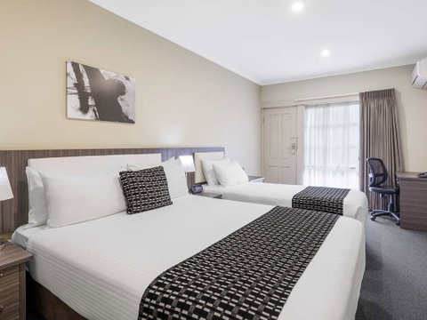 Quality Hotel Melbourne Airport - Accommodation NT 10