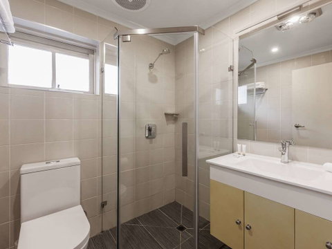 Quality Hotel Melbourne Airport - Accommodation NT 12