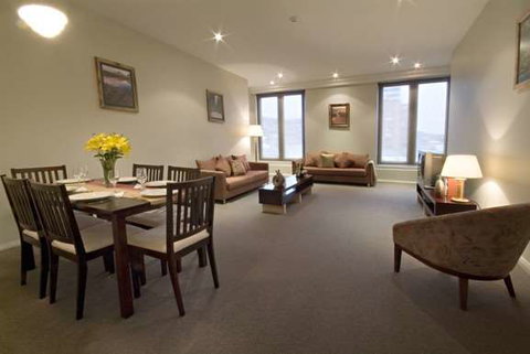 Mantra One Sandy Bay Road - Accommodation NT 9