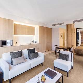 Skye Hotel Suites - Accommodation NT 10