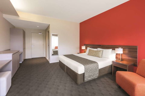 Travelodge Hobart Airport - Accommodation NT 8