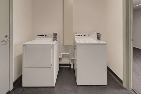 Travelodge Hobart Airport - Accommodation NT 17