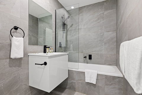 Astra Apartments Parramatta - Skyrise - Accommodation NT 11