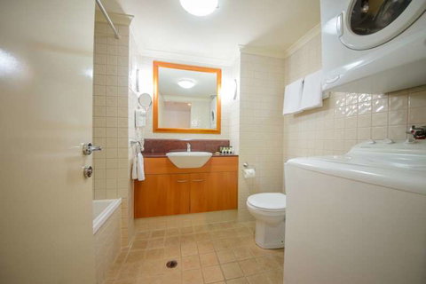 Central Cosmo Apartments - Accommodation NT 3