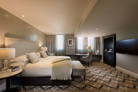 Mayfair Hotel - Accommodation NT 8