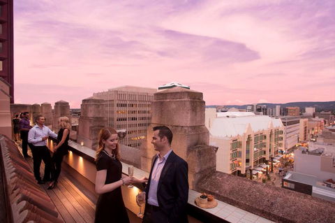 Mayfair Hotel - Accommodation NT 14