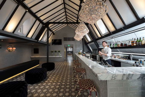 Mayfair Hotel - Accommodation NT 15