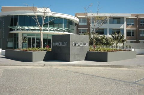 Chancellor Executive Apts-Varsity Lakes - NT Tourism 0