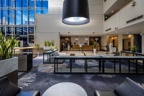 Crowne Plaza Canberra - Accommodation NT 2