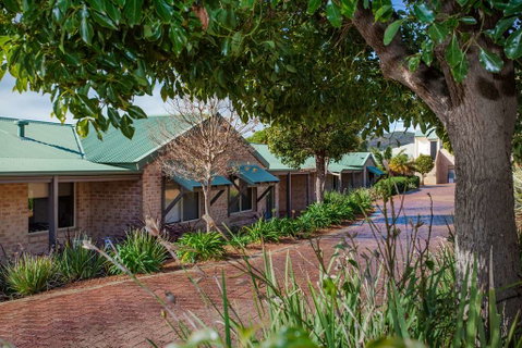 Quality Suites Banksia Gardens - Accommodation NT 0