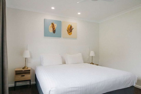 Quality Suites Banksia Gardens - Accommodation NT 4