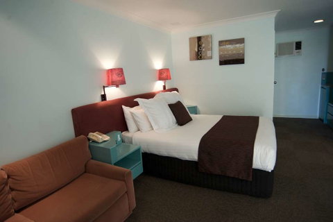 SureStay by BW The Clarence on Melville - Accommodation NT 9