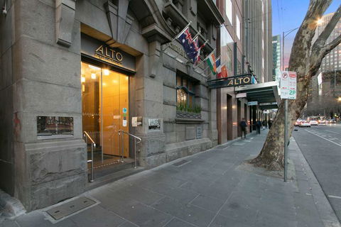 Alto Hotel On Bourke - Accommodation NT 0