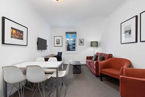 Alto Hotel On Bourke - Accommodation NT 16