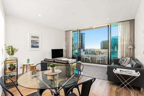 Melbourne Hotel Apartment Flinders Wharf - NT Tourism 10