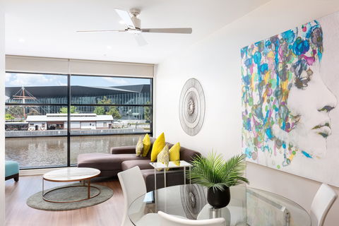 Melbourne Hotel Apartment Flinders Wharf - NT Tourism 12