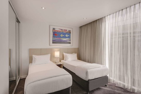 Travelodge Melbourne Docklands - Accommodation NT 13
