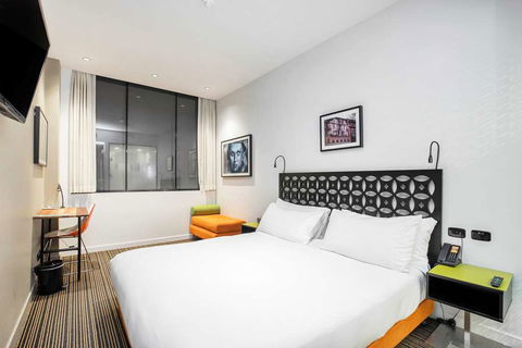 The Constance - Accommodation NT 12