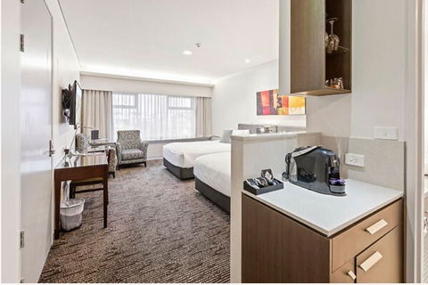 Alexandra Hills Hotel - Accommodation NT 6