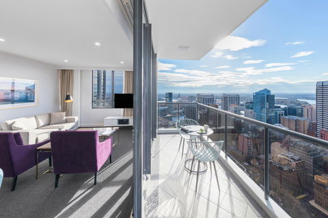 Meriton Suites Pitt Street - Accommodation NT 12