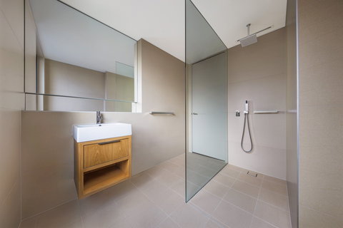 Four Points by Sheraton, Central Park - Accommodation NT 5