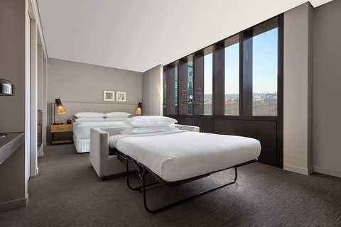 Four Points by Sheraton, Central Park - Accommodation NT 15