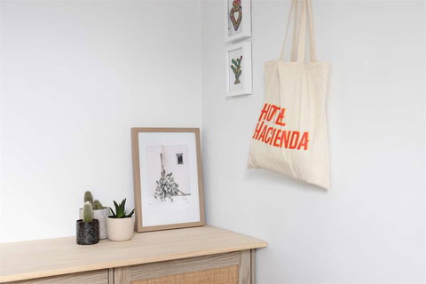 Hotel Hacienda - Accommodation NT 10