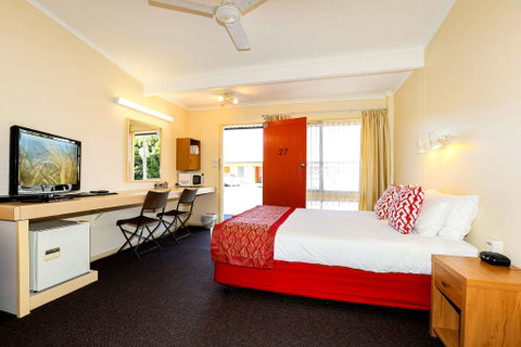 Comfort Inn Premier Coffs Harbour - Accommodation NT 2